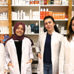 Depremde Kötü Yönetimin Sonucu: Laboratuvardan Uzak Kalan Öğrencilere Majistral Eğitimi