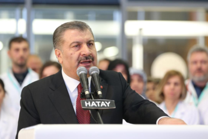 Asıl Sorumluları Unutmayalım: Hatay'da Yıkılan Sağlık Kurumlarının Sorumlusu Kim?