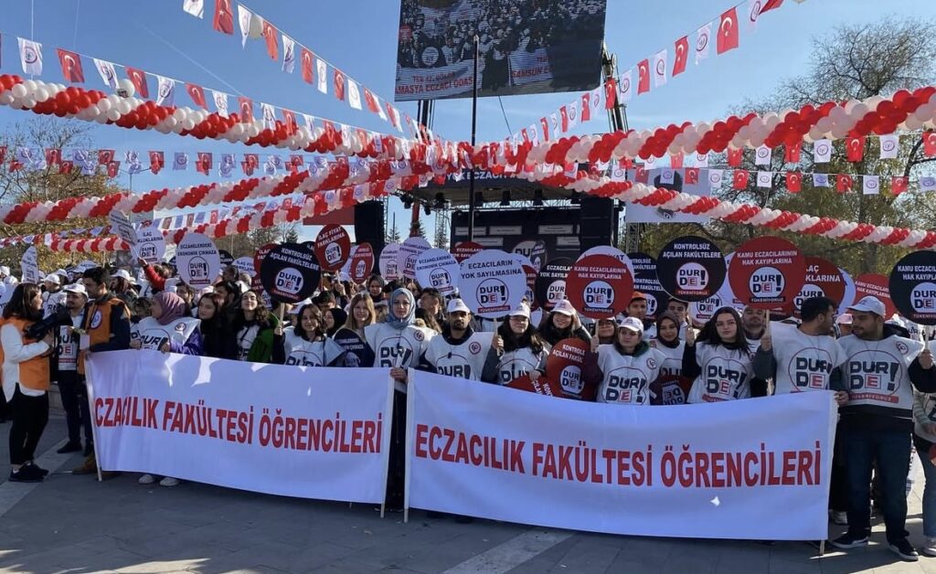 2013 Sonrasında Okuyup Mezun Olanlar Eczacı Değil Mi? 22 IMG 5333 2